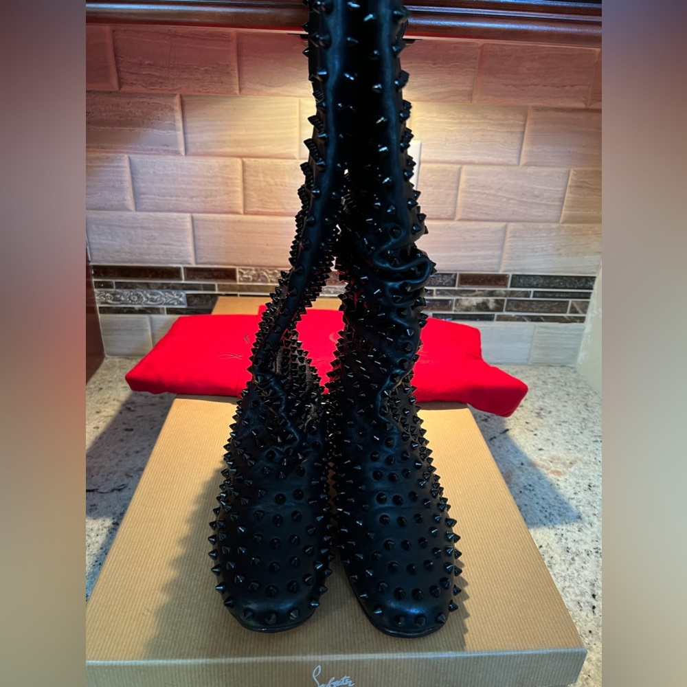 SOLD SOLD SOLD Christian Louboutin London Bridge Flat Nappa Boots - Picture 6 of 16